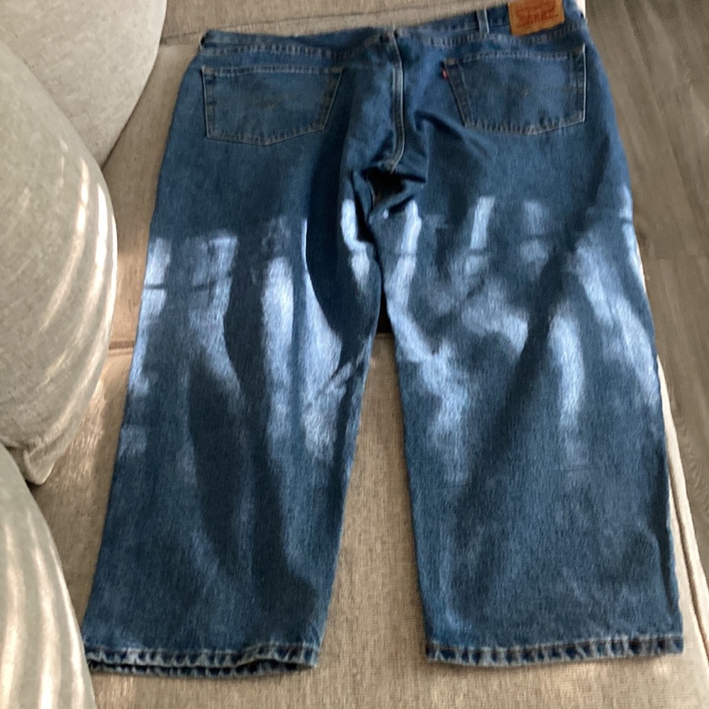 Jeans - Picture 2 of 3